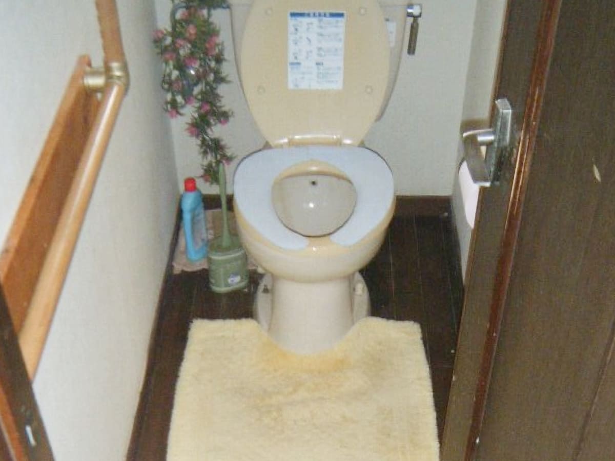 トイレリフォームのビフォー写真